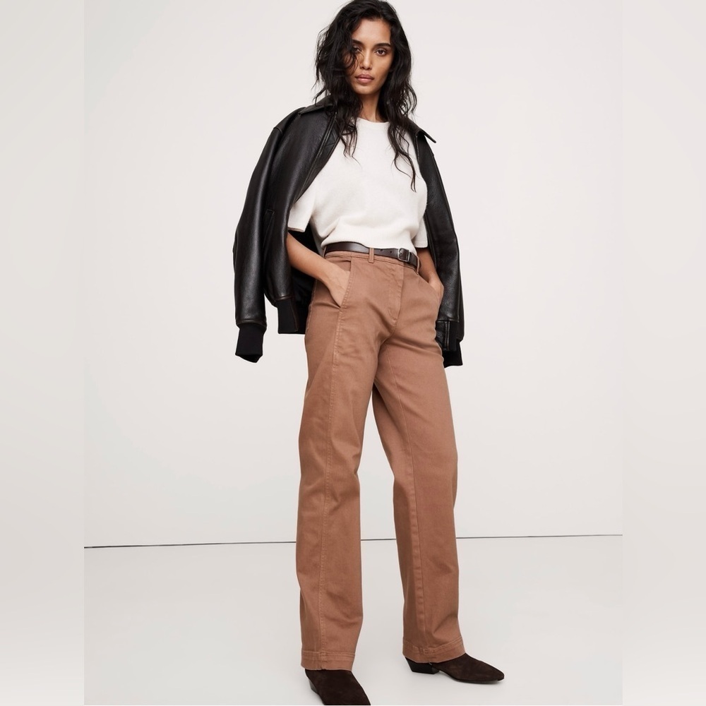 NWT! Banana Republic Topaz Brown The Weekender Straight Leg Pant - Multiple🩷